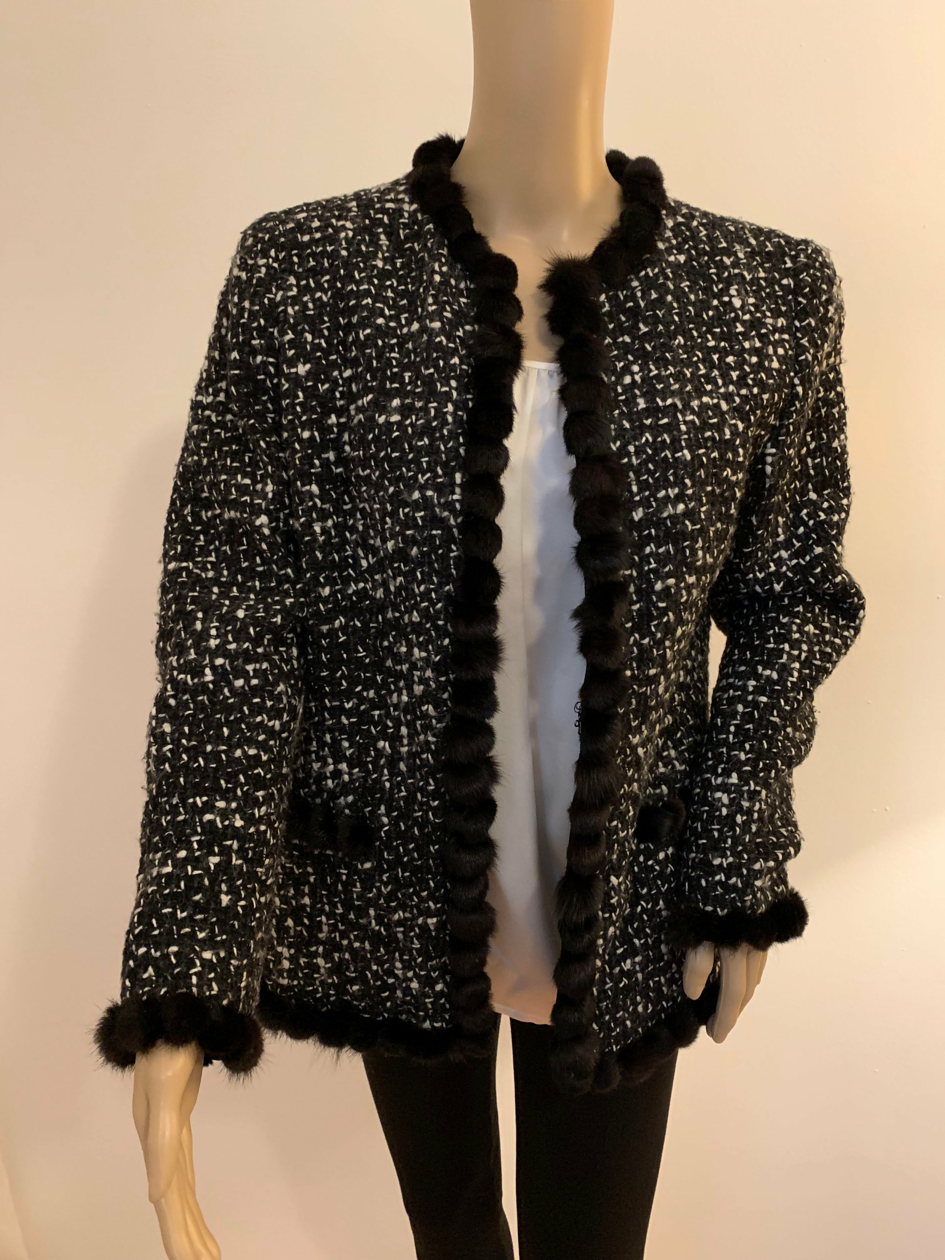 Ivory tweed Chanel style jacket wblack trim and lining Choose size  Fashion royalty FR2 Poppy Parker Blythe 11 12 Brb Silkstone Momoko dolls   ELENPRIV doll fashions